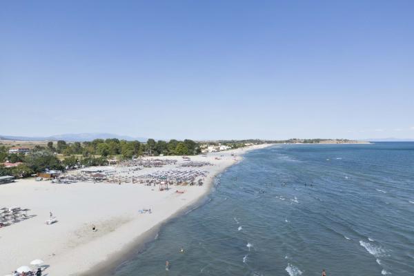 Myrodatos Beach
